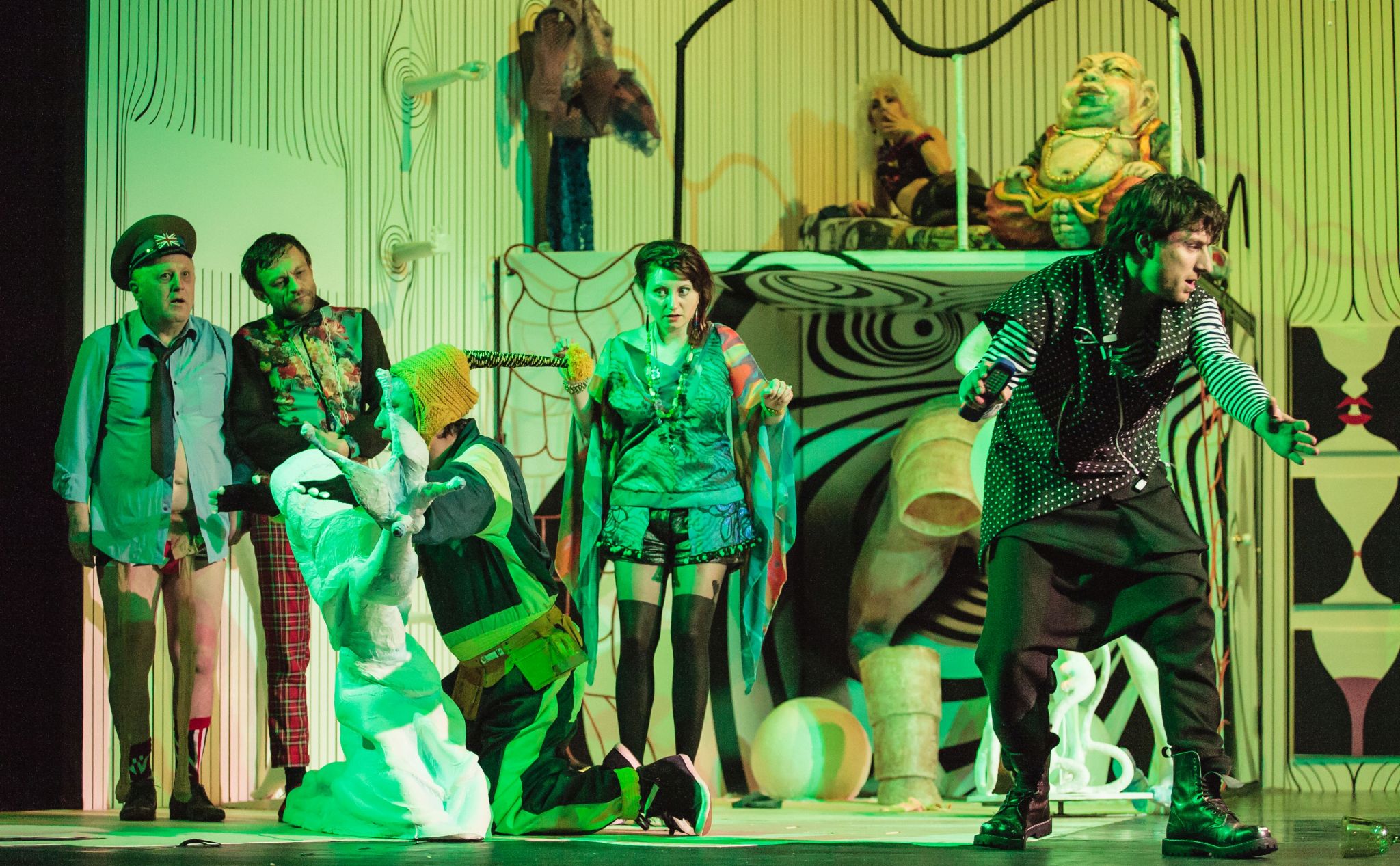 <!--:ro-->“Black Comedy” de Peter Shaffer – o nouă premieră la Teatrul Tineretului<!--:-->