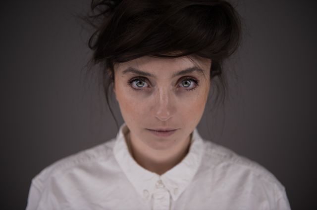 COSMINA STRATAN, laureată a Festivalului de Film de la Cannes, pe scena Teatrului Tineretului!